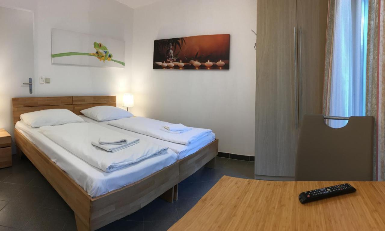Ajo Apartments - Alte Donau Terrace Studio - Self-Check-In Вена Экстерьер фото